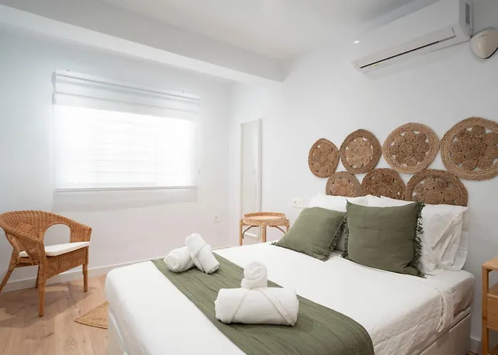 Ronda Suites junto estación tren y hospitales
